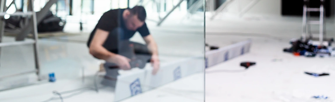 Emergency Commercial Glass Repair in York Center, IL
