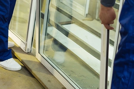Commercial Glass Repair Technician in York Center