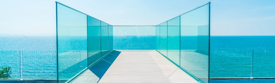 Customized Glass Pool Fence Repair Services in Wheaton