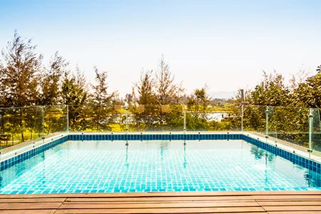 Cost of Glass Pool Fence Repair in Wheaton